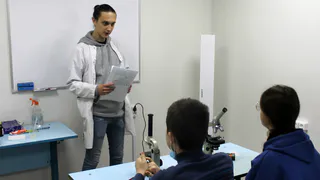 В Глазове открылся уникальный кабинет микробиологии