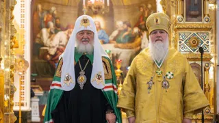 Епископ Глазовский и Игринский Виктор получил награду от Патриарха Кирилла