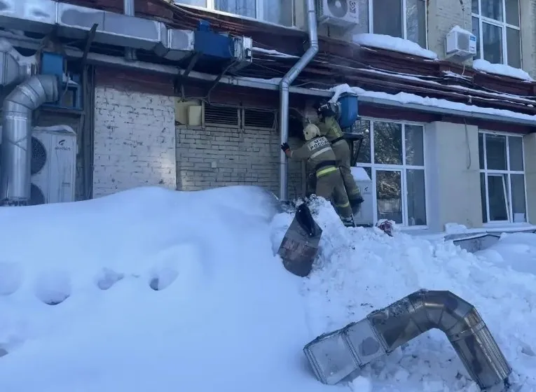 В кафе в Удмуртии загорелась вентиляционная шахта