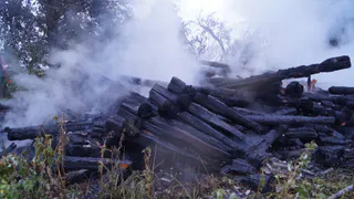 Из-за грозового разряда в Глазовском районе сгорел дом