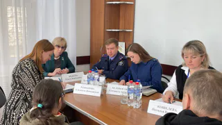 Руководитель Сарапульского межрайонного следственного отдела принял участие в приеме граждан по вопросам защиты прав детей
