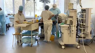 В четырёх обновленных операционных врачи Глазовской межрайонной больницы уже провели 30 операций