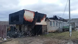 Мать с четырьмя детьми чудом спаслись на пожаре в Удмуртии