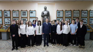 В Удмуртии полицейские провели для учащихся Урок мужества накануне 23 Февраля
