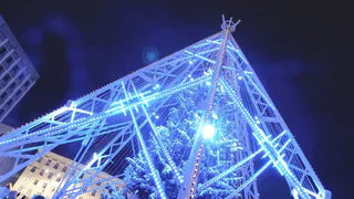 Жители Глазовского района превратили свою деревню в новогоднюю сказку
