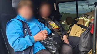 В Глазовском районе спасатели вывели из леса двух грибников