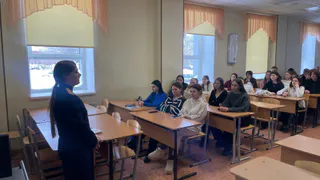 Будущие юристы Удмуртии встретились с представителем Следственного комитета