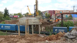 В Удмуртии смонтировали 7 свай из 14 на путепроводе