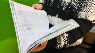 Гострудинспекция Удмуртии обязала компанию оформить акт о падении рабочего с автовышки в Глазове