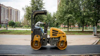 Семь тротуаров отремонтируют в Глазове в 2026 году