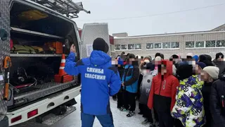 Спасатели Удмуртии неустанно напоминают об опасности тонкого льда