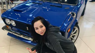 Уроженка Глазова Елизавета Туктамышева показала "автомобиль мечты"
