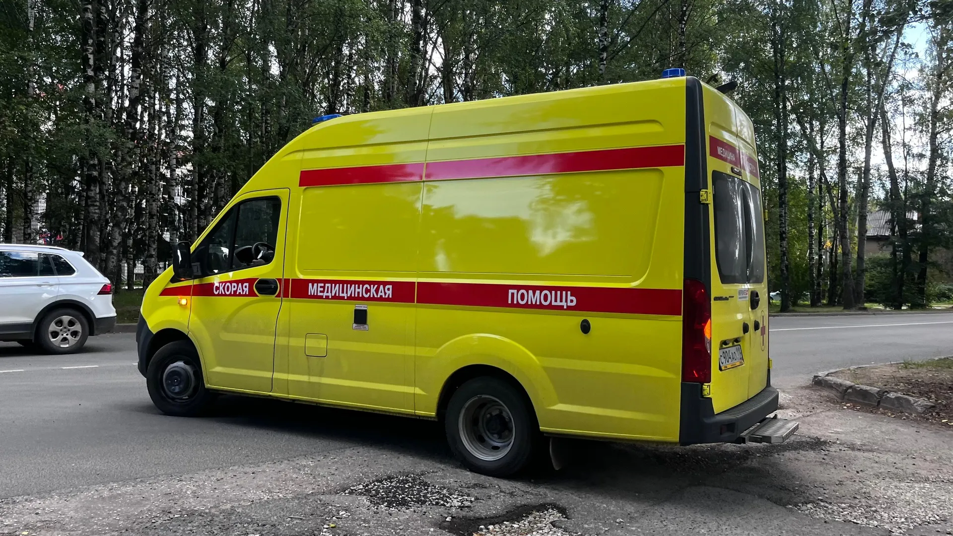 В Удмуртии 22-летний рабочий лишился части руки во время штамповки деталей