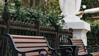 Территория КЦ "Россия" преобразилась