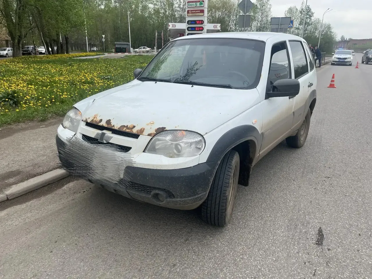 В Глазове нетрезвый водитель «Нивы Шевроле» сбил 19-летнюю девушку на «зебре»