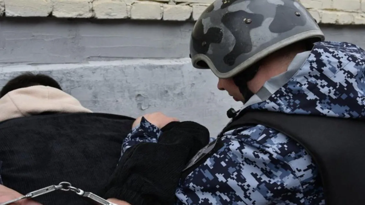 В Удмуртии росгвардейцы задержали мужчину, который в драке ударил другого ножом