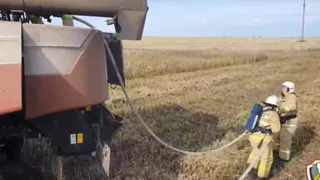 Очередной комбайн сгорел в Удмуртии при уборке урожая