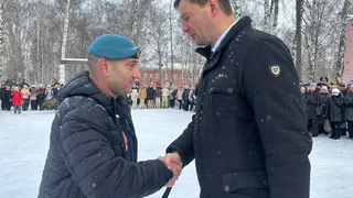 День ВДВ и 95-ю годовщину образования Воздушно-десантных войск (0+) отметят сегодня глазовские десантники