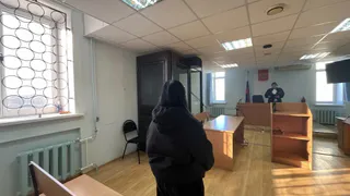 В Глазове осудили девушку за вовлечение 15-летней подруги в распитие алкоголя