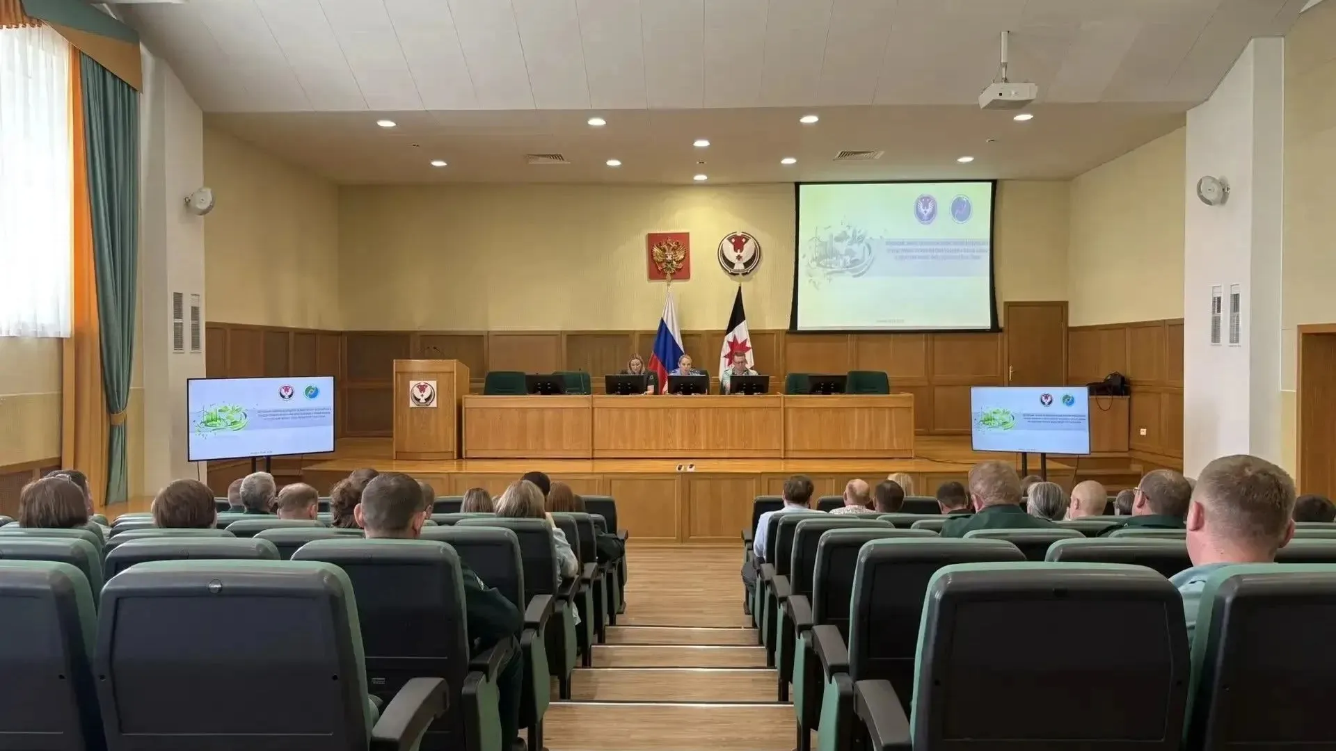 В Правительстве Удмуртии прошёл обучающий семинар для государственных лесных инспекторов