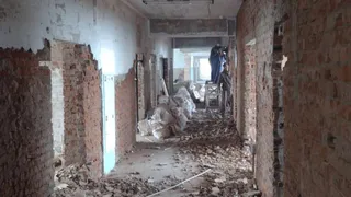 В Глазовской межрайонной больнице продолжается ремонт