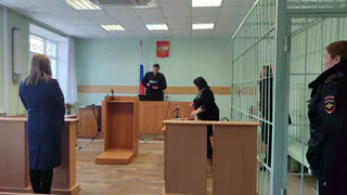 Суд отправил в СИЗО жителя Глазова, которого обвиняют в умышленном нанесении тяжких телесных повреждений своему отцу
