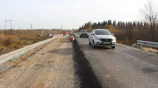 Два моста ремонтируют в Игринском районе через реку Лоза