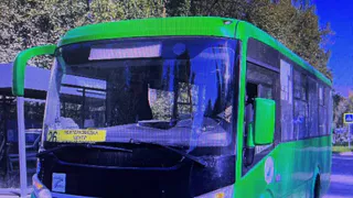 72-летняя пассажирка автобуса в Воткинске получила травмы при падении в автобусе