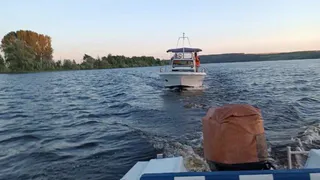 Двое мужчин и ребенок застряли на Каме