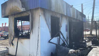 Пожар случился в одном из автосалонов Ижевска