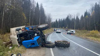 54-летний водитель погиб в Удмуртии в ДТП с трактором