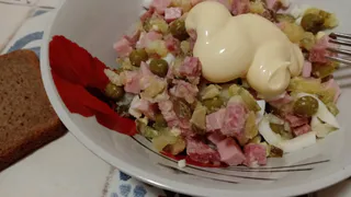 Ем пальцами и не краснею, высасываю прямо из тюбика: этот майонез хозяйки сметают с полок — лучший по мнению Роскачества
