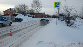 В Глазове автомобиль сбил 8-летнего ребенка на улице Куйбышева