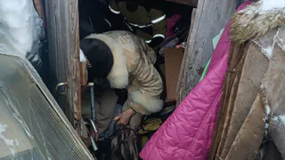 Пенсионерку в Сарапуле спасли из дровяного плена