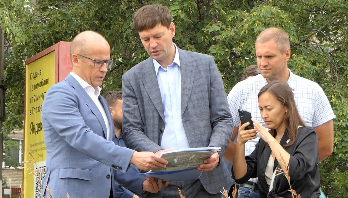 Глава Удмуртской Республики Александр Бречалов посетил Глазов