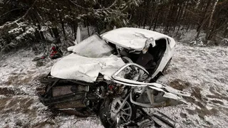 В Завьяловском районе при столкновении с мусоровозом погибла пассажирка легковушки
