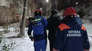 Спасатели Удмуртии помогли родственникам попасть в квартиру пенсионера