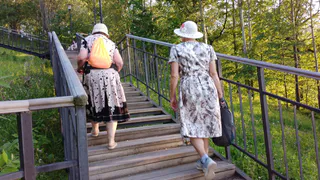 Возраст тут ни при чем: 7 главных ошибок в образе, которые визуально нас старят