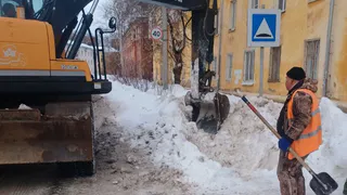 Сегодня в Глазове начнут промывать трубы и ливнеприемники кипятком