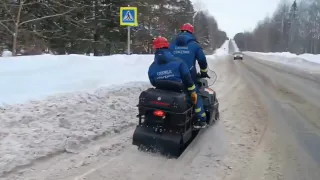 Спасатели Глазова эвакуировали 83-летнюю пенсионерку, застрявшую в снегу у реки Чепцы во время поисков собаки