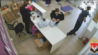 В Удмуртии задержан 20-летний москвич, похитивший одежду из пункта выдачи заказов