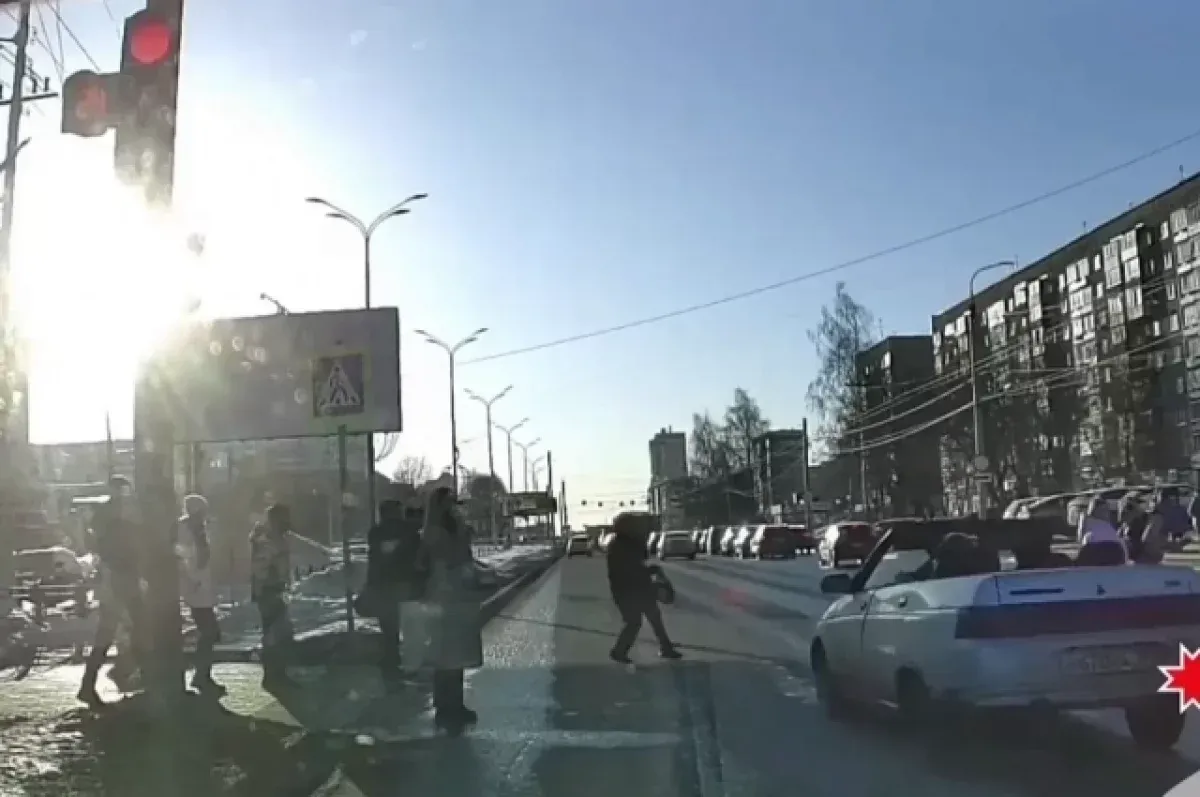 Самодельный кабриолет в Удмуртии стал причиной задержания 17-летнего водителя после опасного маневра