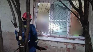 Спасатели Удмуртии обеспечили доступ к двухлетнему ребенку, который закрылся дома