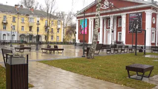 Приемка новой Театральной площади перед "Парафразом" прошла в Глазове