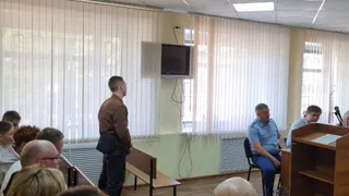 На 300 часов обязательных работ отправится 18-летний молодой человек за избиение школьников-"неформалов"