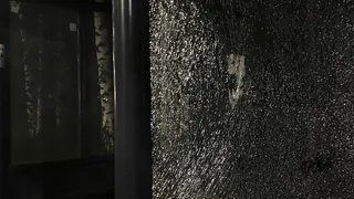 Новые остановки разбили неизвестные в Глазове