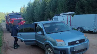 Три женщины и двое детей заблудились в лесу в Удмуртии