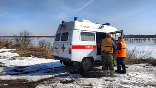 В Удмуртии спасатели не дали утонуть рыбаку