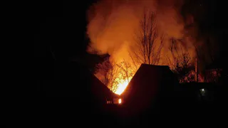 Бдительность соседей и четкий расчет: как в Удмуртии спасли 92-летнюю женщину из огня