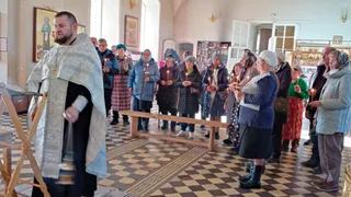 Игринцы отметили День солидарности и поэтической песни о погибших солдатах во всем мире